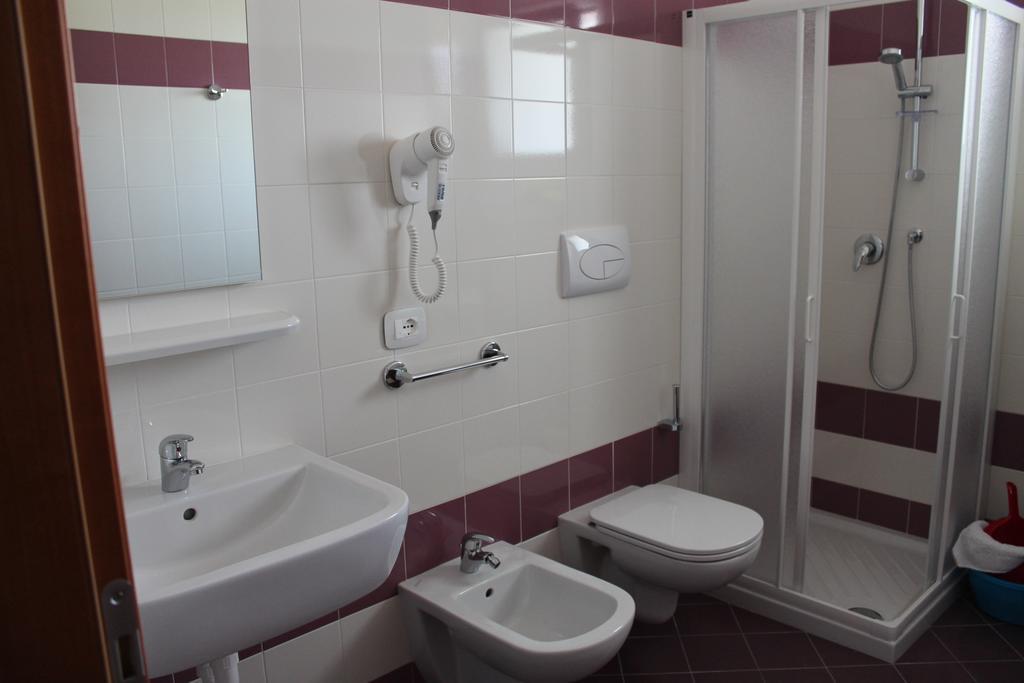Residence Ca'Tullio Μπιμπιόνε Δωμάτιο φωτογραφία